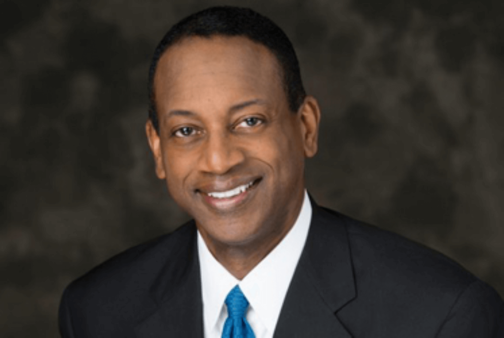 Dr. Arthur James - Blue Med Center and Spa